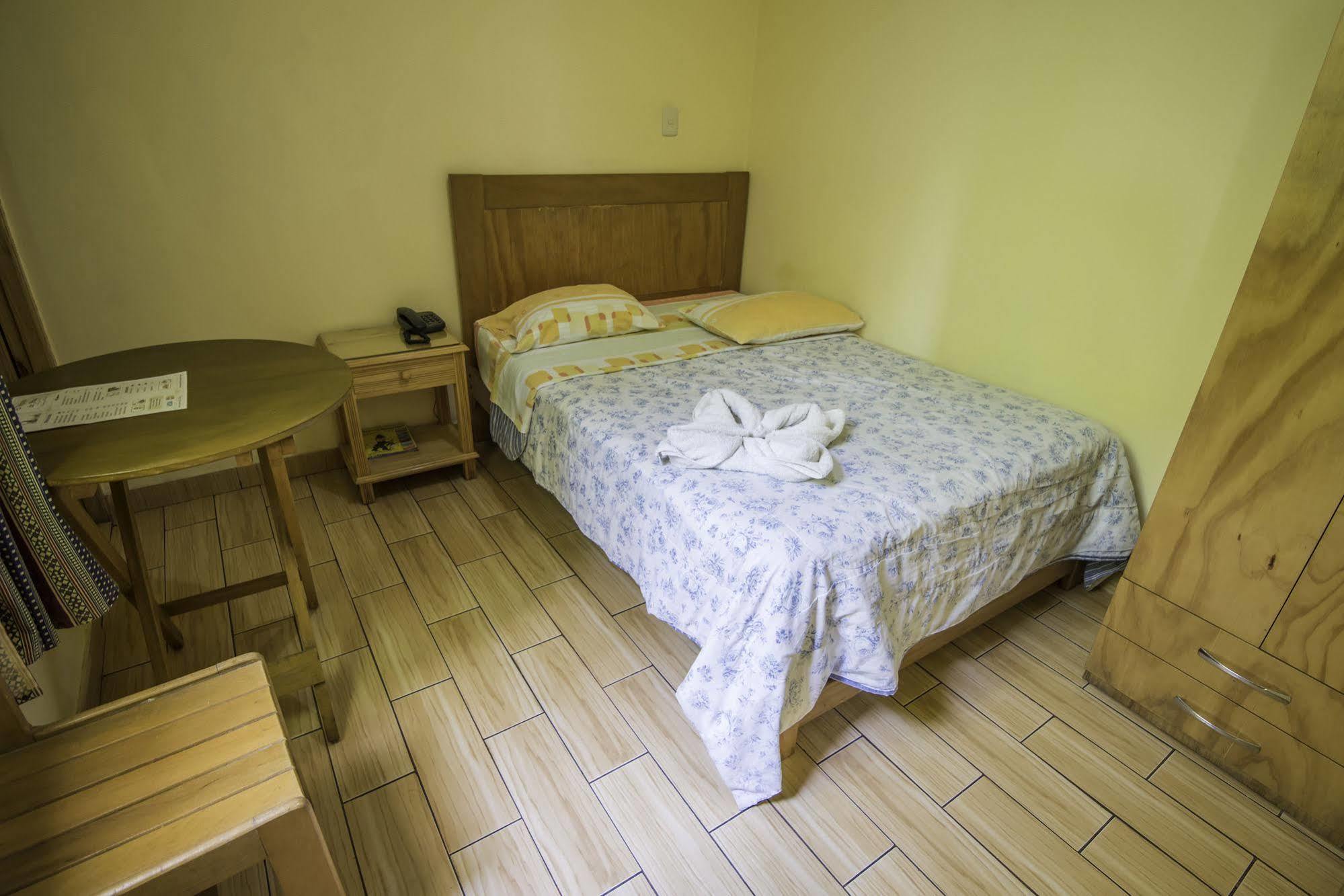 Hotel Ejecutivo San Diego Trujillo Buitenkant foto